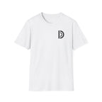Camiseta Midnight Club — estampado «The City Sleeps, We Don’t»